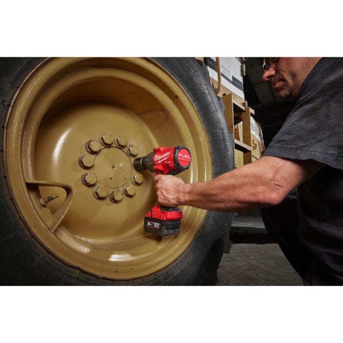 MILWAUKEE Avvitatore ad impulsi alta coppia ½″ M18 FUEL™ con anello di frizione - Image 5