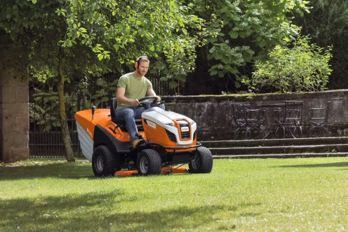trattorino stihl rt 6127 zl