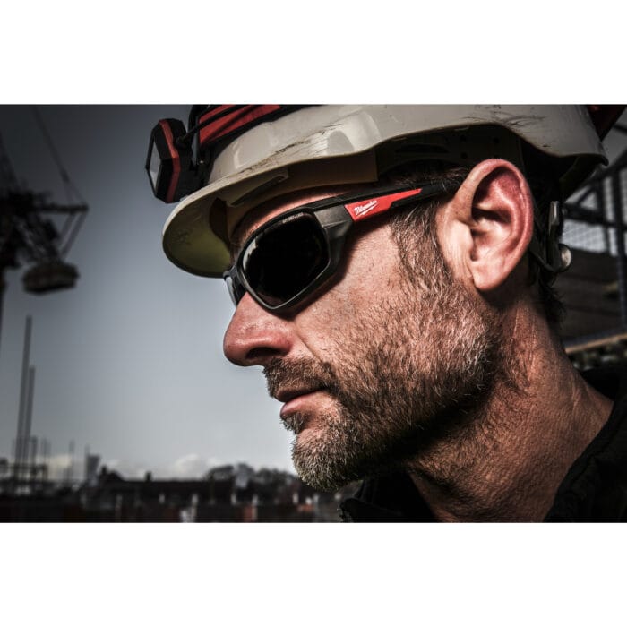 Milwaukee Performance Schutzbrillen