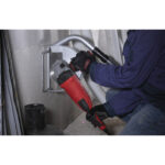 milwauke smerigliatrice 2400w con avs e con protezione al contraccolpo