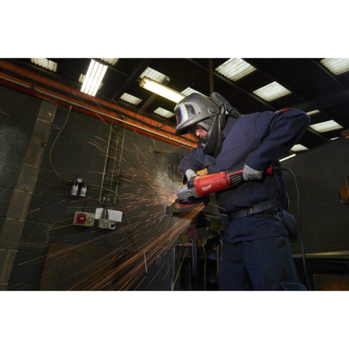 milwauke smerigliatrice 2400 w con avs e freno motore