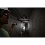 milwauke torcia compatta 2.000 lumen ricaricabile con usb
