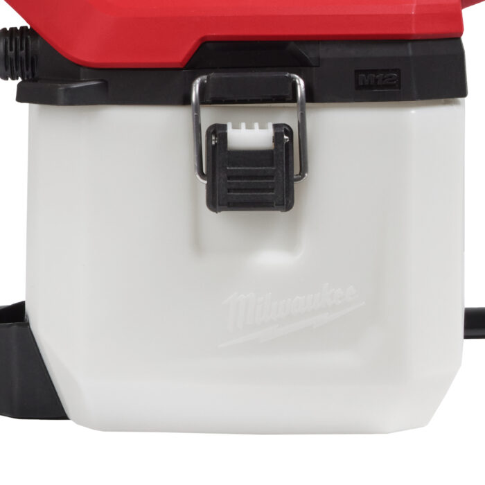 Milwaukee m12™ 3.7-liter chemical agent sprayer pump Milwaukee m12™ 3.7-liter chemical agent sprayer pump