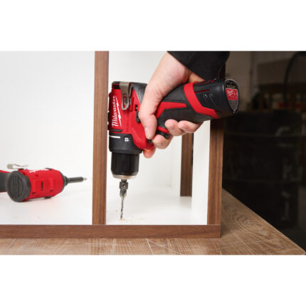 milwaukee trapano avvitatore