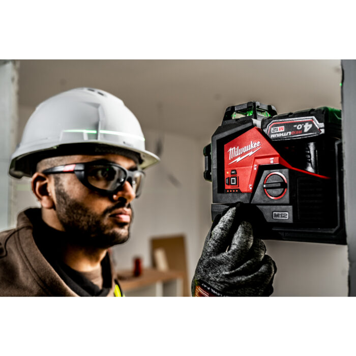 milwauke laser lineare verde m12™ a 2 linee con 4 punti piombo milwauke laser lineare verde m12™ a 2 linee con 4 punti piombo
