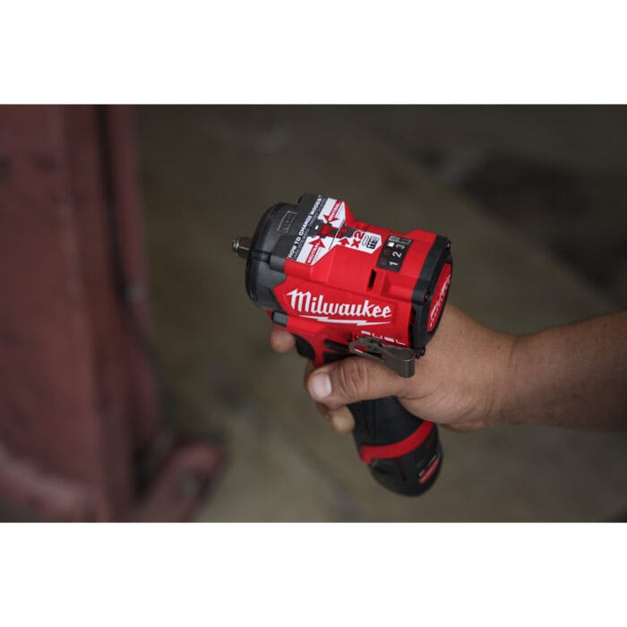milwaukee avvitatore ad impulsi compatto m12 fuel™ 1/2˝ f