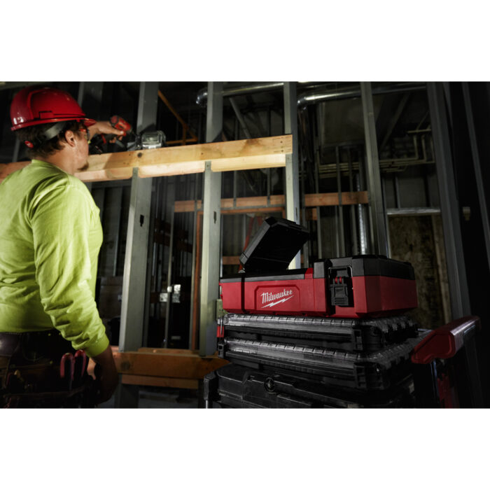 milwaukee projecteur m12™ packout™ 1 400 lumens milwaukee projecteur m12™ packout™ 1 400 lumens