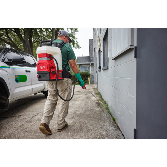 milwaukee pompa irroratrice m18™ switch tank™