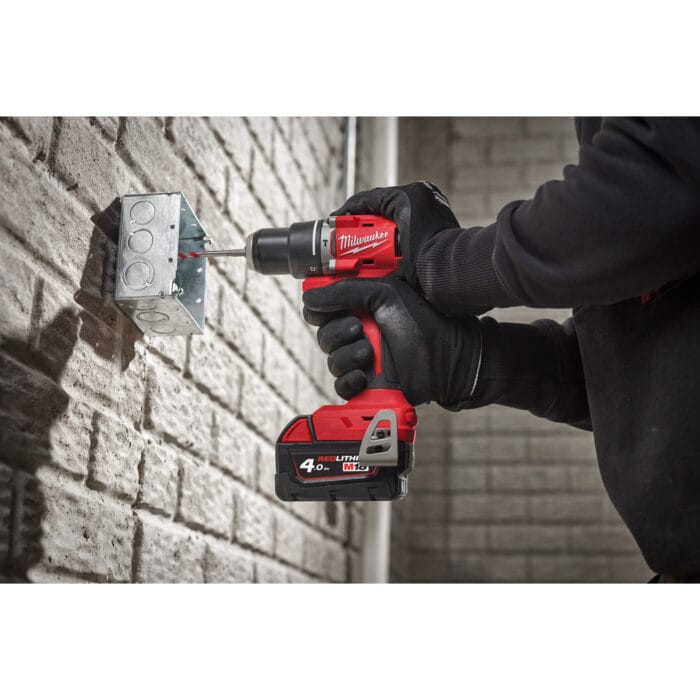 Milwaukee M18™ bürstenlose Kompakt-Schlagbohrmaschine
