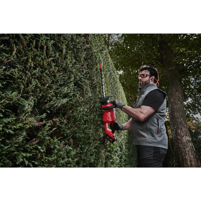 milwaukee m18 fuel™ heckenschere 60 cm doppelseitiges messer milwaukee m18 fuel™ heckenschere 60 cm doppelseitiges messer