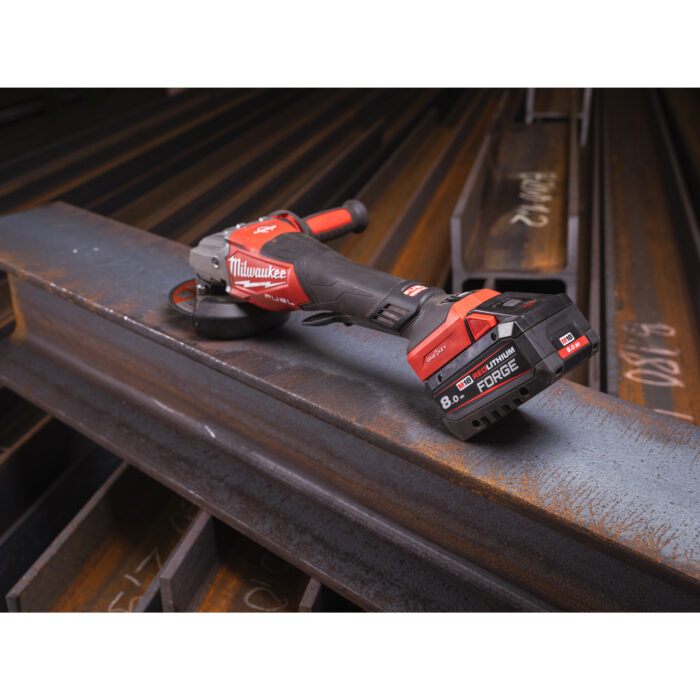 milwaukee smerigliatrice angolare alte performance da 125 mm con velocità regolabile m18 fuel™ con avvio a paletta e one key™ milwaukee smerigliatrice angolare alte performance da 125 mm con velocità regolabile m18 fuel™ con avvio a paletta e one key™