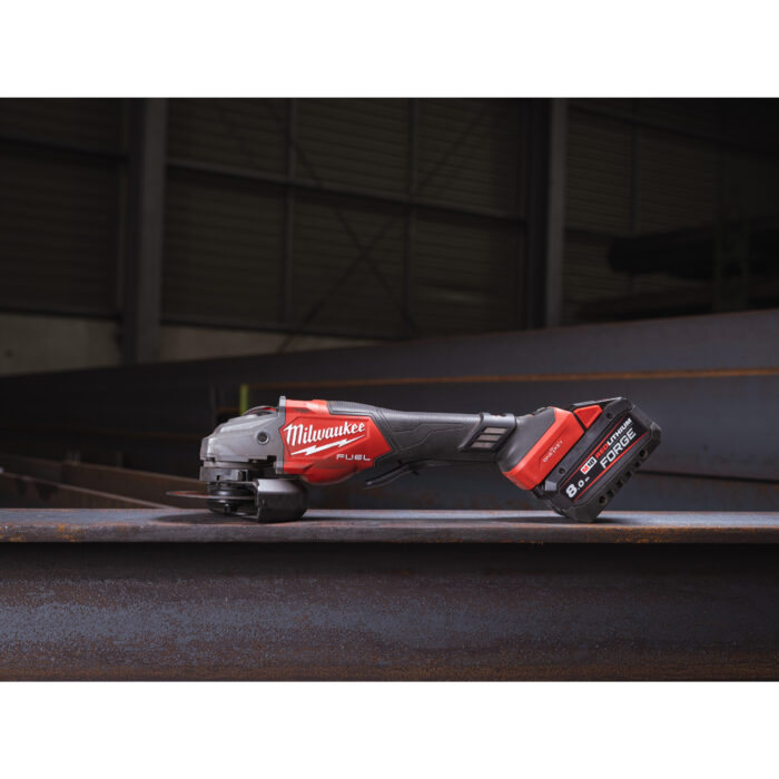 milwaukee smerigliatrice angolare alte performance da 125 mm con velocità regolabile m18 fuel™ con avvio a paletta e one key™ milwaukee smerigliatrice angolare alte performance da 125 mm con velocità regolabile m18 fuel™ con avvio a paletta e one key™