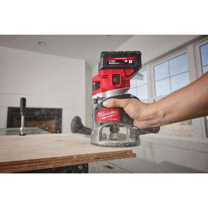 milwaukee m18 fuel™ router with 12 mm collet
