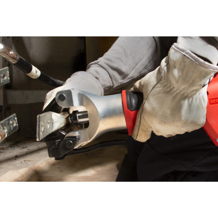 Sertisseuse hydraulique milwauke sans matrices m18™ force logic™. Sertisseuse hydraulique milwauke sans matrices m18™ force logic™.