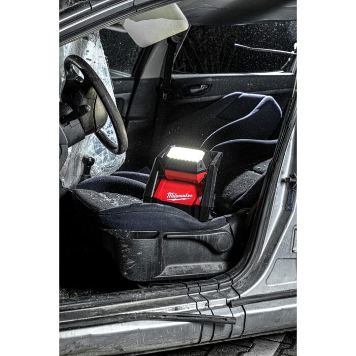 milwauke faro led ad elevate prestazioni m18™ batteria/corrente