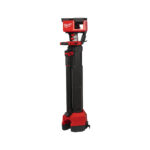 milwauke torre faro led multidirezionale con treppiede m18™ 6.000 lumen e caricabatterie batteria/corrente