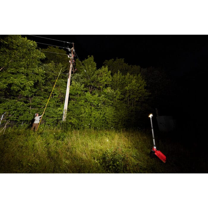 milwauke torre faro led con treppiede m18™ one key™