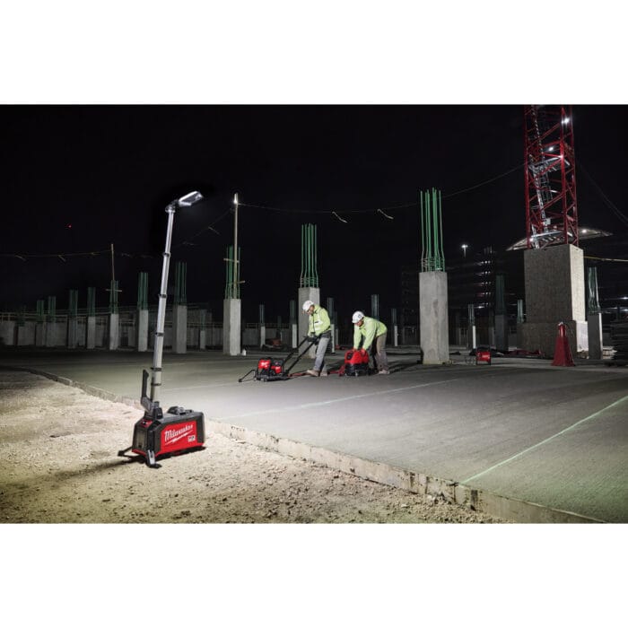 milwaukee torre faro compatta mx fuel™ packout™ batteria/corrente