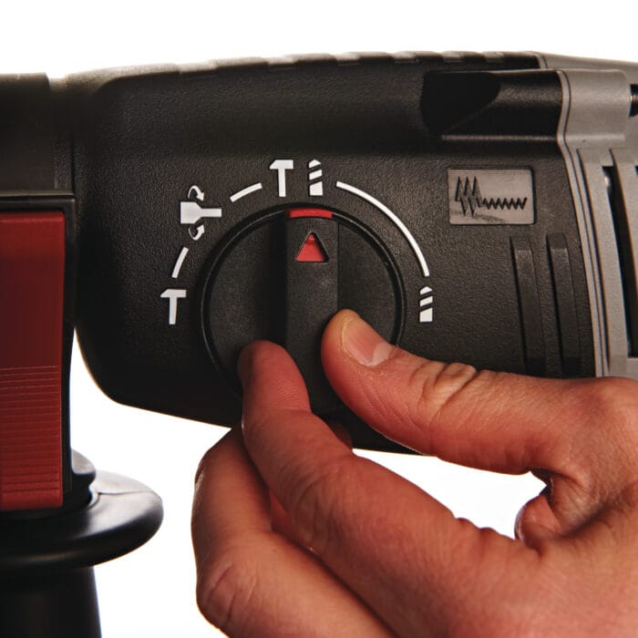 milwauke tassellatore sds plus a tre modalità con capacità di foratura fino a 30 mm