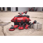 milwaukee protezione antipolvere per smerigliature dsg180. aggancio rapido senza attrezzi alle smerigliatrici da 180 e 230 mm, modelli agv22, ag24, agvk24 e fuel™. non compatibile con le lag dotate di autobilanciatore. per consentire l’accesso agli angoli e la levigatura fino ai bordi, è possibile la funzione frontale scorrevole senza attrezzi. la cuffia è compatibile con gli aspiratori milwaukee® classe m, grazie allo specifico adattatore "click system" fornito con l’aspirapolvere.