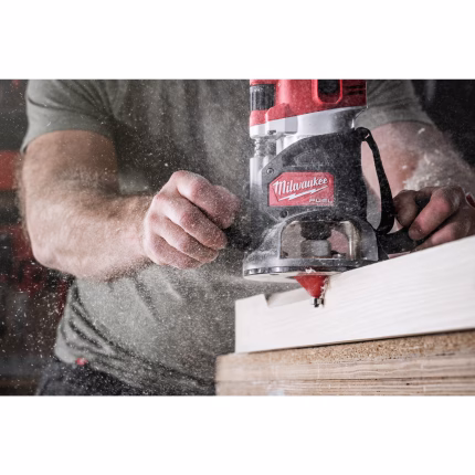 milwaukee fresa a taglienti 12 mm