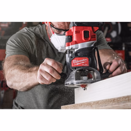 milwaukee fresa a semigola 1/4 pollici