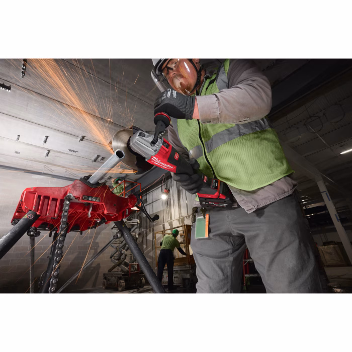 milwaukee smerigliatrice angolare alte prestazioni 125 mm m18 fuel™ con doppio interruttore, velocità variabile e one key™