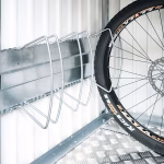 portabiciclette bikeholder per casette portattrezzi e highboard, set per tre ruote