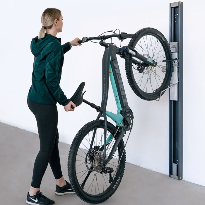 bikelift montaggio a parete grigio scuro met