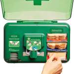 distributore da parete cederroth per cerotti plus con chiave e kit medicazione