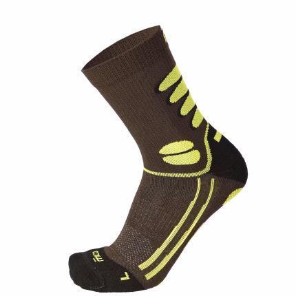mico calza trek media medium weight odor zero ionic+