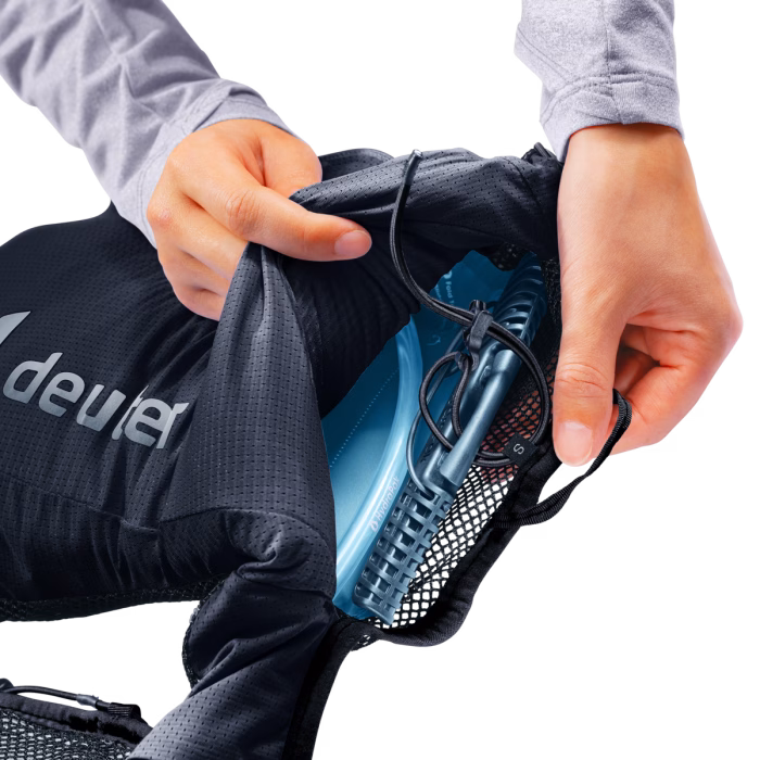 deuter traick 9 black s