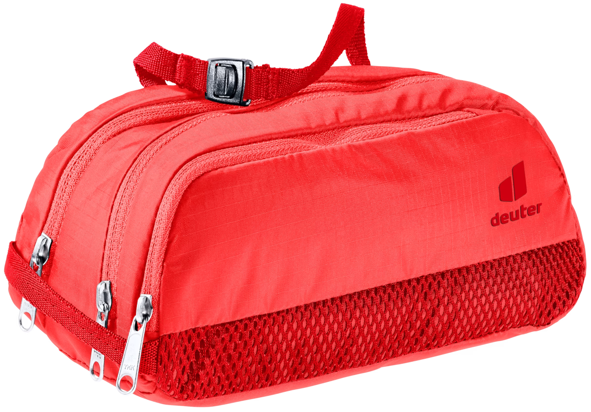 deuter wash bag tour ii poppy crimson deuter wash bag tour ii poppy crimson